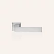Kép 6/7 - Linea Cali Corner Zincral matt króm négyzetrozettás kilincsgarnitúra 505 RB 014 CS