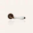 Kép 6/6 - Linea Cali Erica antik réz / fehér porcelán körrozettás kilincsgarnitúra 1295 RB 103 AN