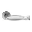 Kép 1/3 - Linea Cali Fish Crystal matt króm kilincsgarnitúra