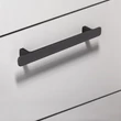 Kép 2/3 - Häfele H2115, 180 mm szálcsiszolt fekete nikkel bútorfogantyú 106.69.190