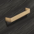 Kép 2/3 - Häfele H2345, 168 mm aranyozott bronz bútorfogantyú 106.70.661