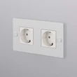Kép 3/6 - Buster+Punch 2G dugalj, fehér / Schuko Type F / CSC-141984
