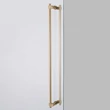 Kép 2/6 - Buster+Punch Cast CLOSET BAR / DOUBLE SIDED szatén sárgaréz 775 mm kétoldalú bútorfogantyú UCB-052138