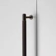 Kép 2/7 - Buster+Punch Cross CLOSET BAR füstös bronz 760 mm bútorfogantyú UK-CB-760-SM-A