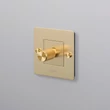 Kép 3/3 - Buster+Punch 1G fényerőszabályzó kapcsoló, sárgaréz / 100W / CDR-052387