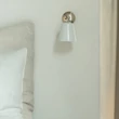 Kép 3/5 - Corston Richmond kis fali lámpa, porcelán-fényes nikkel - 10813