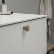 Kép 2/3 - Furnipart Dot patinás sárgaréz bútorgomb 242530030-24