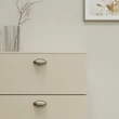 Kép 2/4 - Furnipart Luna szálcsiszolt sárgaréz bútorfogantyú 64 mm 556820064-32