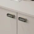 Kép 2/4 - Furnipart Race lakkozott tölgy - inox hatású bútorfogantyú 32 mm 557120032-052/66