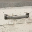 Kép 4/4 - Viefe AVA fogantyú  96 mm, fém, antik sárgaréz