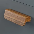 Kép 3/4 - Viefe FLAPP WOOD fogantyú 32 mm, fa, dió