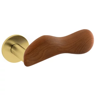 Olivari Chelsea szatén szuperarany - kauri fenyő körrozettás kilincsgarnitúra