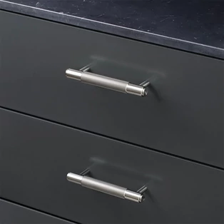 Buster+Punch Cross szatén rozsdamentes acél bútorfogantyú