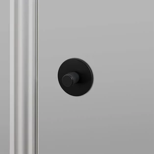 Buster+Punch Linear WC alsórozetta