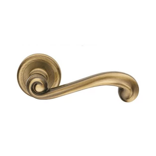 Súrolt bronz