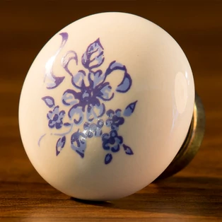 Giusti mintás fehér porcelán - antik patina bútorfogantyú