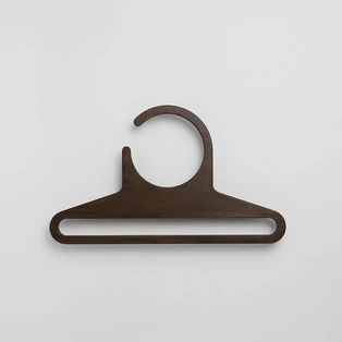 Sötét dió színű