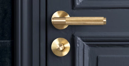 Különálló rozettás kilincsek