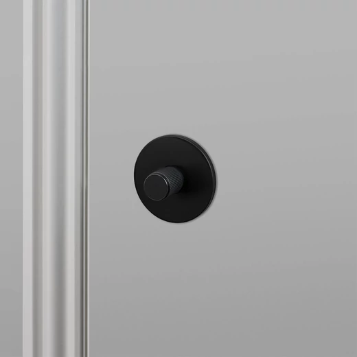 Buster+Punch Linear WC alsórozetta