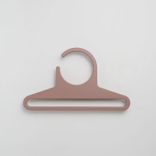 StudioFont Plan vállfa