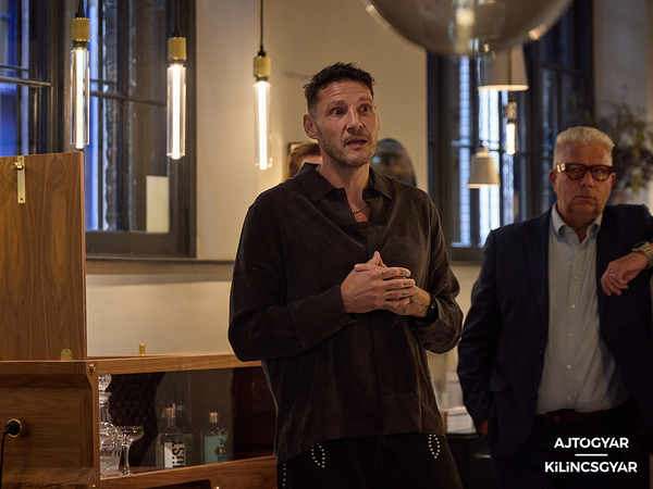 Massimo Buster Minale London 2025