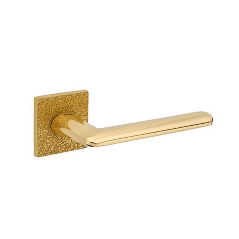 Tupai Eliptica 5SQ Texture (bőr motívummal) lakkozott réz lapos négyzetrozettás kilincsgarnitúra T3