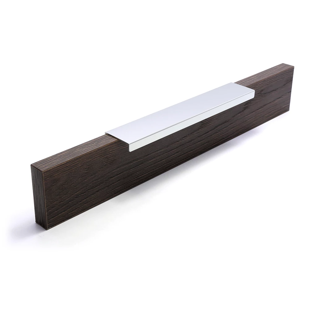 Rujz Design ezüst 1833 mm bútorfogantyú 658.35