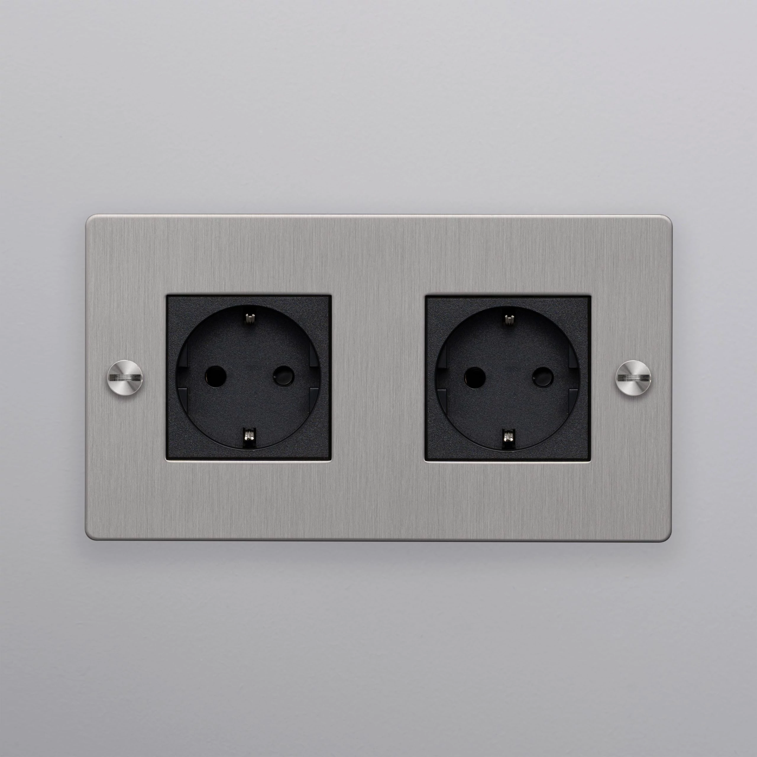 Buster+Punch 2G dugalj, rozsdamentes acél / Schuko Type F / CSK-073444