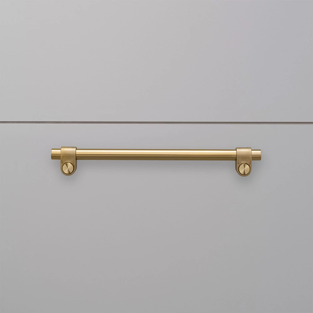 Buster+Punch Cast PULL BAR szatén sárgaréz 400 mm large bútorfogantyú UPB-052118
