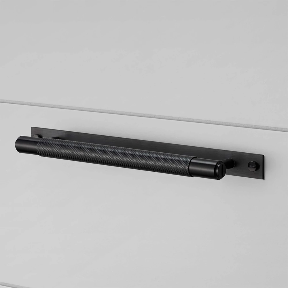 Buster+Punch Cross PULL BAR / PLATE fekete large 400 mm bútorfogantyú UK-PB-HP-360-BL-A