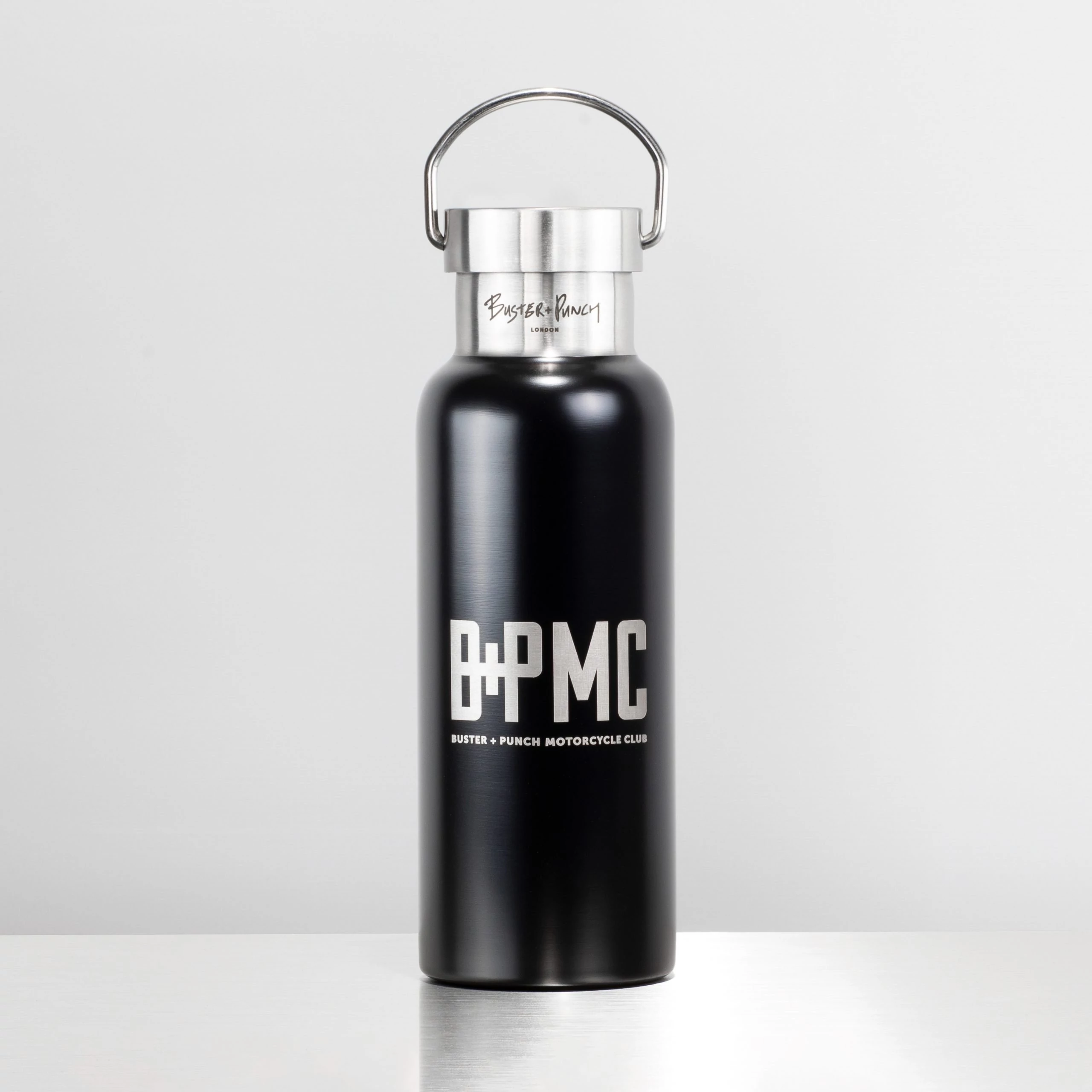 Buster+Punch Kulacs 500 ml fekete U0-022541