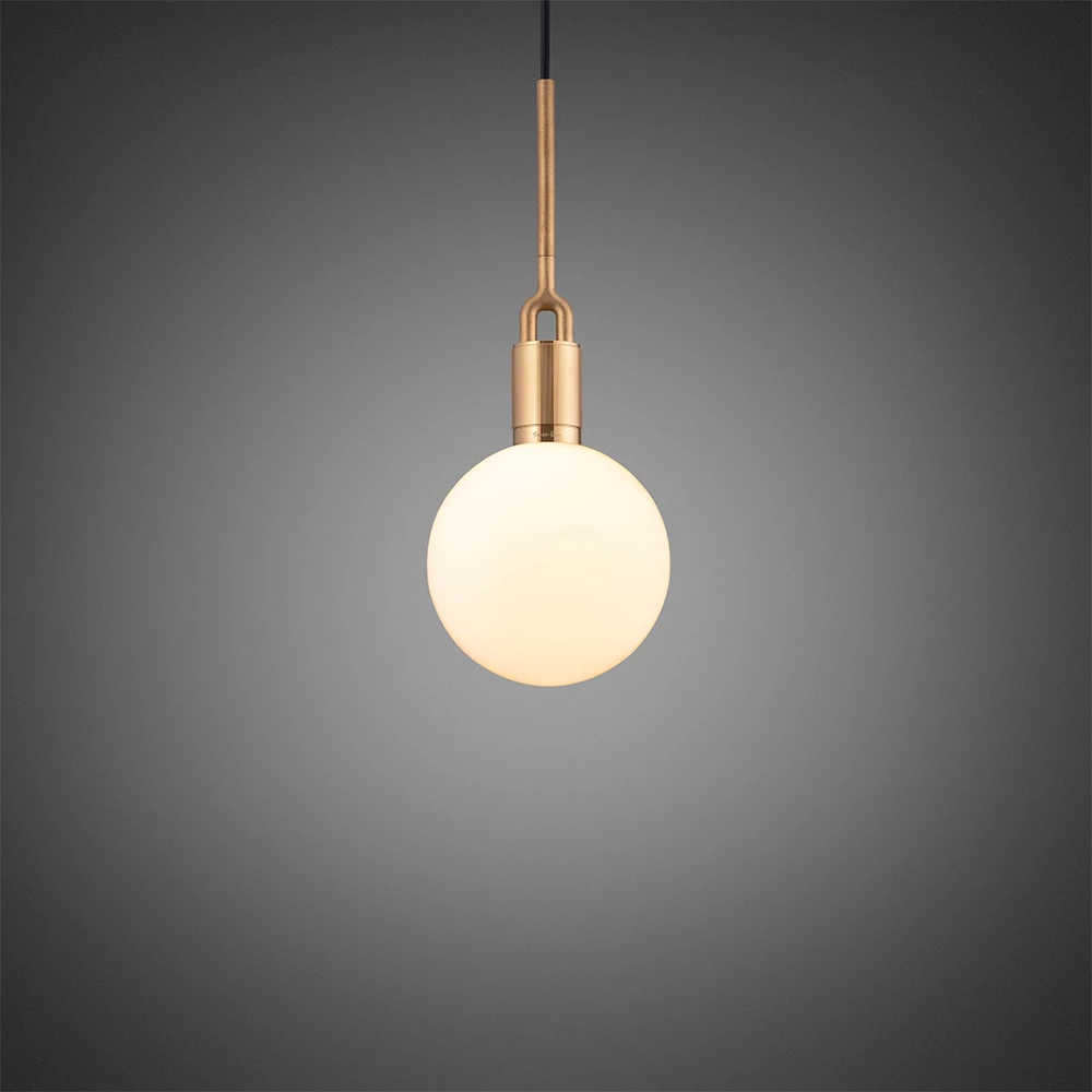 Buster+Punch Forked Globe Opal medium függőlámpa, sárgaréz / E27 / RFP-823097