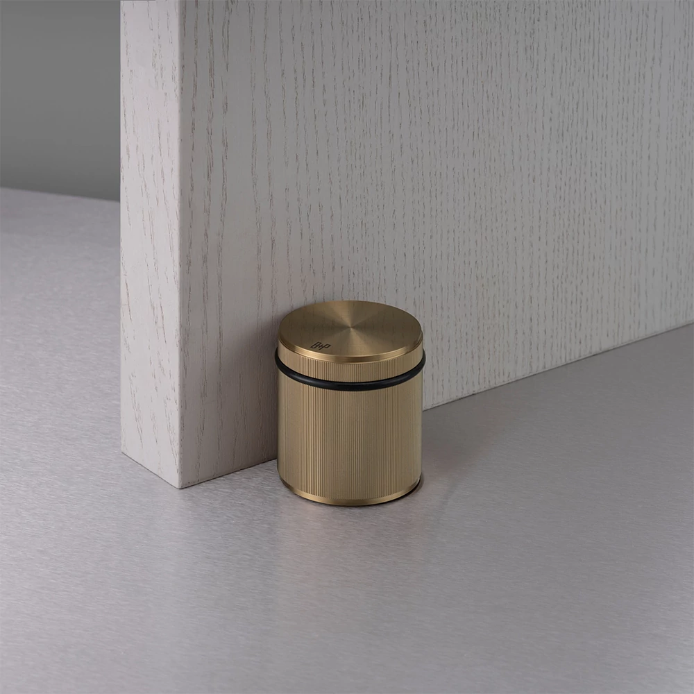 Buster+Punch szatén réz ajtóütköző (freestanding) UDS-051543