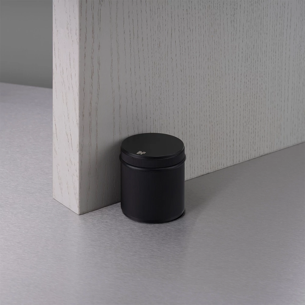 Buster+Punch fekete ajtóütköző (freestanding) UTB-592554