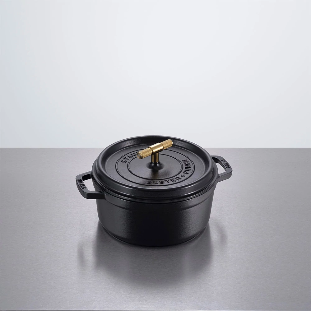 Buster+Punch COCOTTE / ⌀ 24CM / STAUB fekete - sárgaréz lábas UKA-064233
