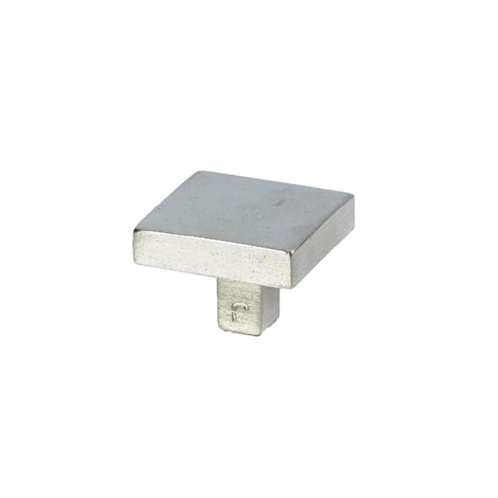 Jolie Carre 40 mm antik ezüst bútorgomb J-1704-OS