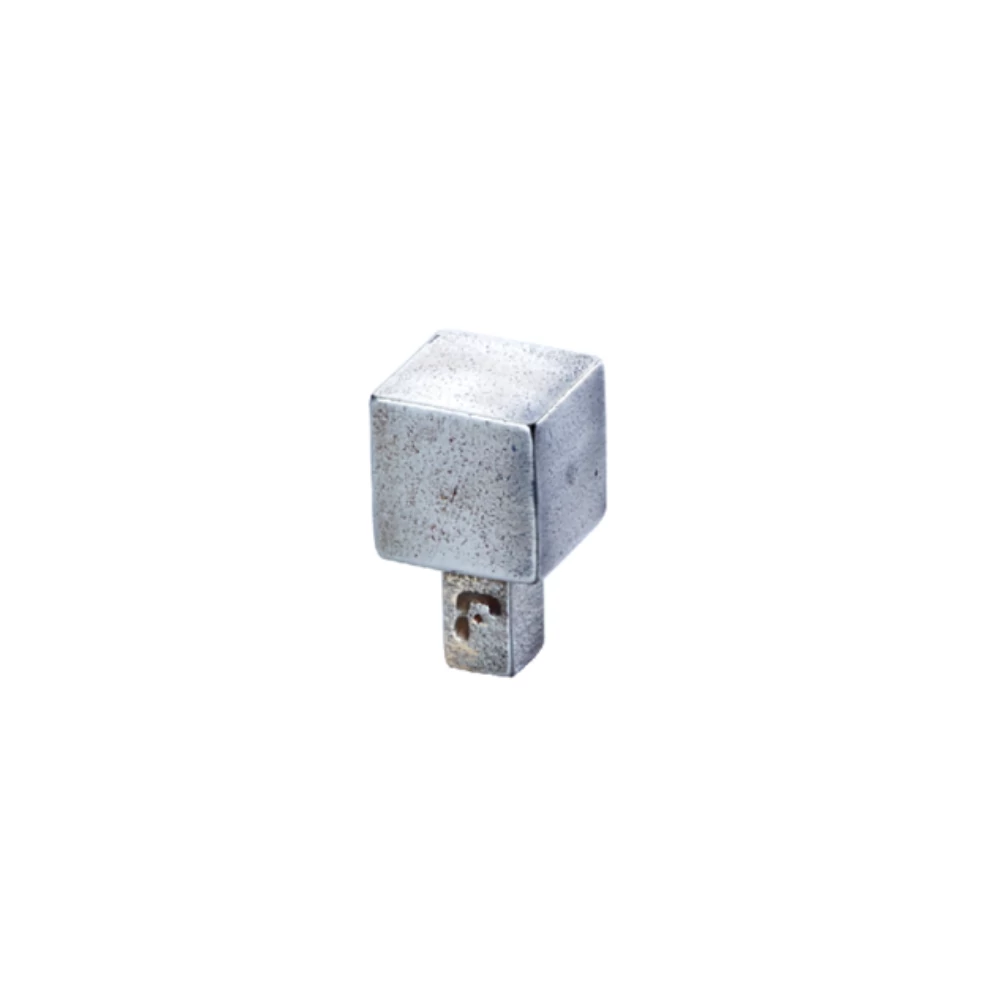  Jolie One 18 mm antik ezüst bútorgomb J-0601-OS