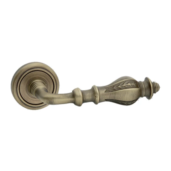 Maestro Vittoria súrolt bronz körrozettás kilincsgarnitúra 173/266 - F43