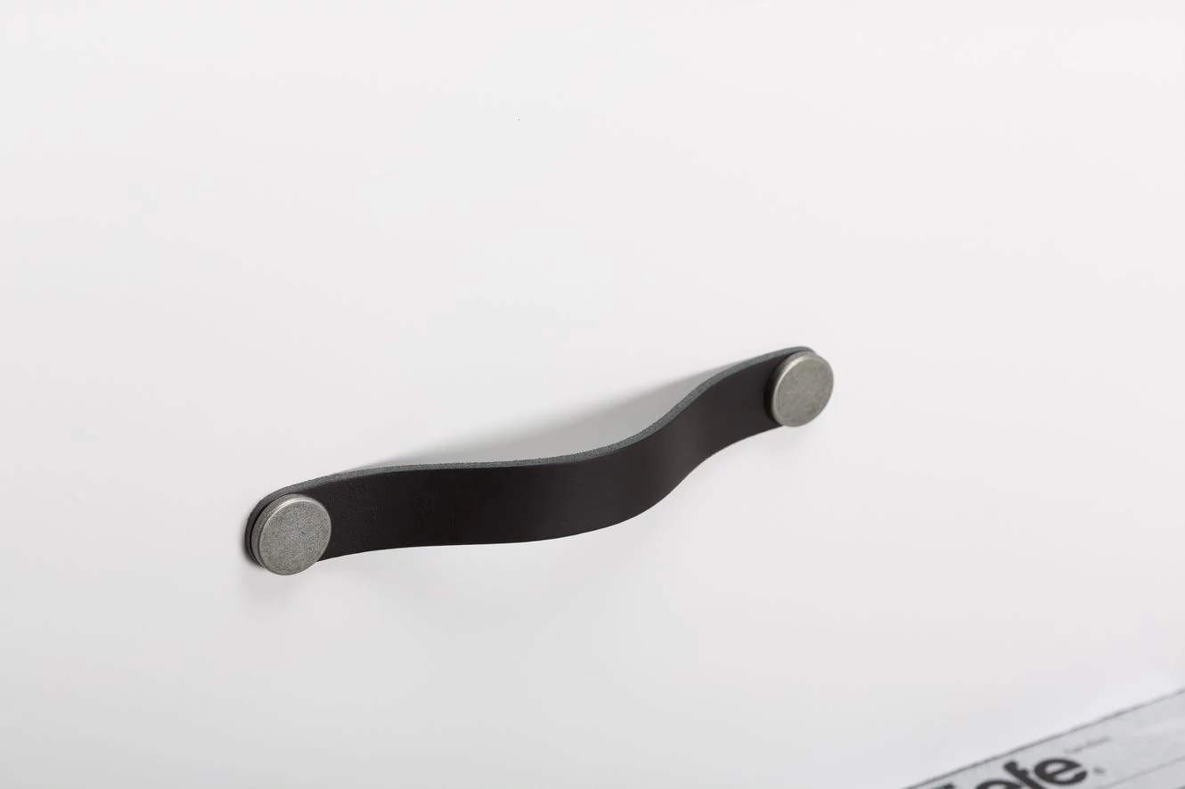 Viefe FLEXA fogantyú 160 mm, bőr-fém, fekete bőr + ónszürke